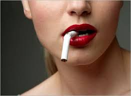 Foto: Roken is een van de redenen voor afwijzing van het implantaat
