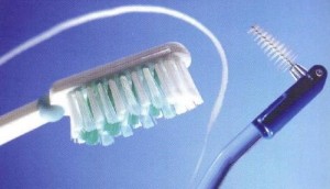 Foto: detergenti per protesi dentarie