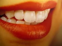 Фото: Зубна протетика са неметалном керамиком